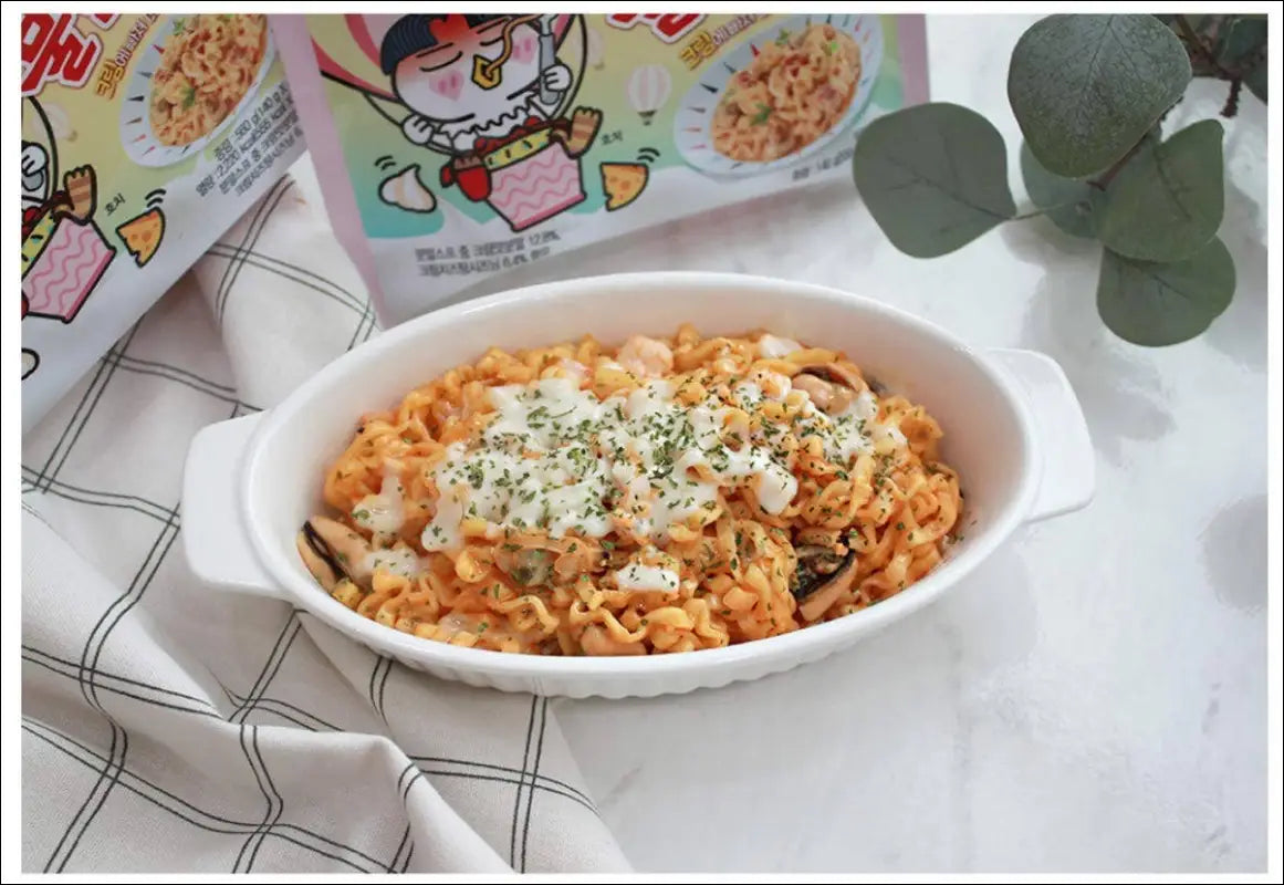 Samyang Buldak Crema Carbonara Hot Chicken Ramen 140 g - Noodles